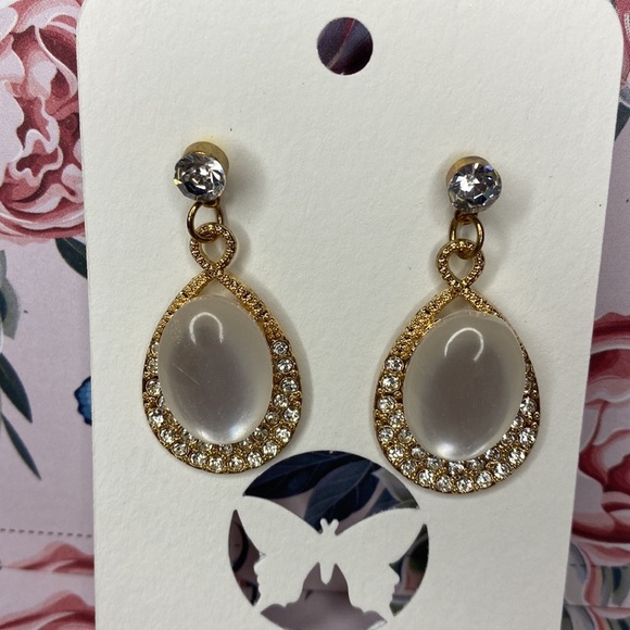 Drop pearl Earings - Picture 4 of 6